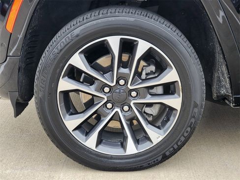 Used 2021 Jeep Grand Cherokee L Overland w/ Luxury Tech Group IV image 10