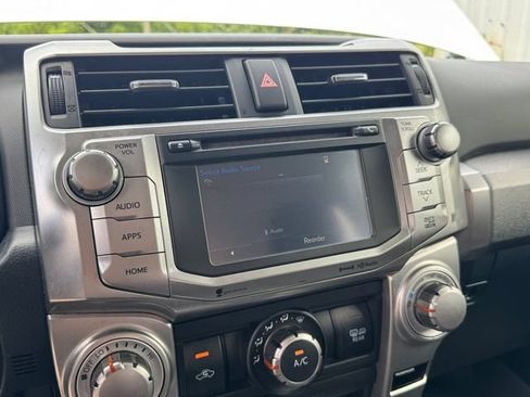 Used 2019 Toyota 4Runner SR5 AWD/4WD image 21