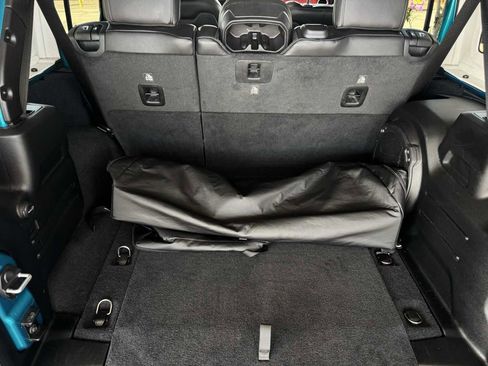 Used 2020 Jeep Wrangler Unlimited Rubicon image 20