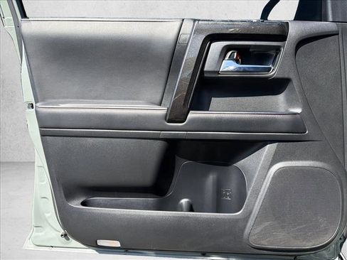 Used 2023 Toyota 4Runner TRD Off-Road Premium w/ Off Road Premium Plus Package image 10