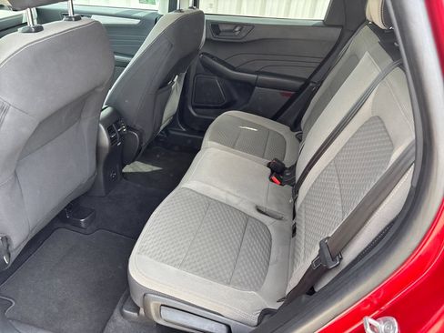 Used 2022 Ford Escape SE w/ Cold Weather Package AWD/4WD image 26