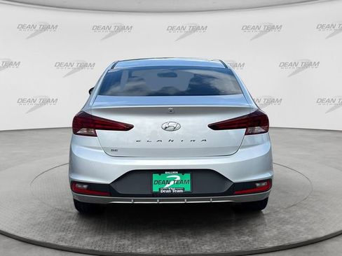 Used 2019 Hyundai Elantra SE w/ Cargo Package FWD image 6