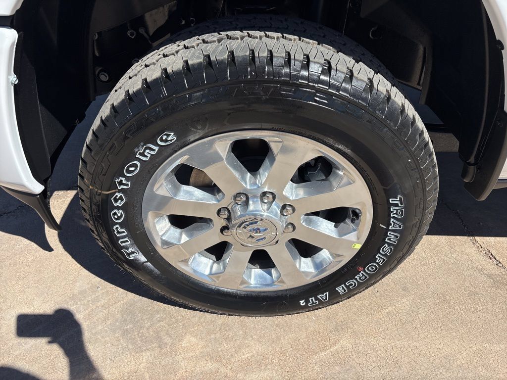 New 2026 RAM 2500 Laramie w/ Sport Appearance Package AWD/4WD image 9