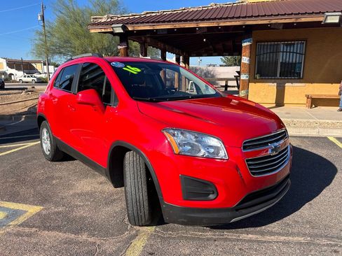 Used 2016 Chevrolet Trax LT w/ LT Convenience Package image 7