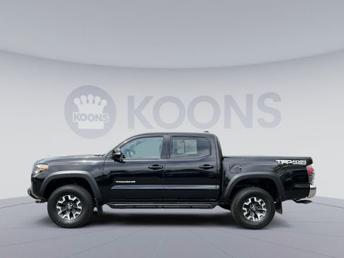Used 2023 Toyota Tacoma TRD Off-Road AWD/4WD image 13