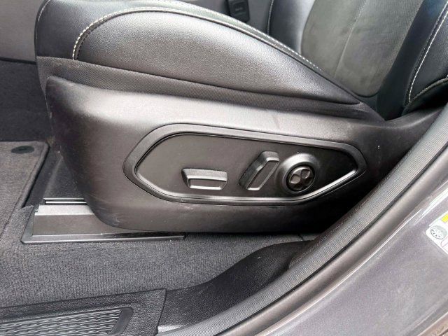 Certified 2023 Jeep Grand Cherokee L Altitude AWD/4WD image 17