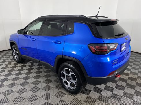 Used 2022 Jeep Compass Trailhawk w/ Trailhawk Elite Group AWD/4WD image 10