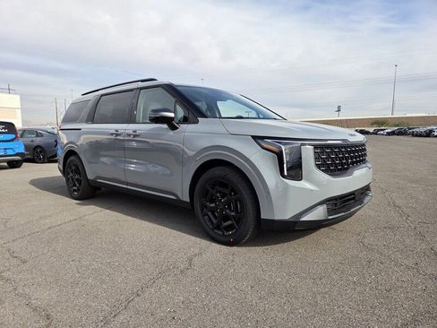 New 2026 Kia Carnival SX image 2