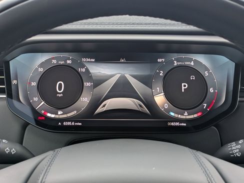 Used 2024 Land Rover Range Rover Sport SE image 10