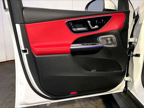 New 2026 Mercedes-Benz GLC 300 4MATIC image 11