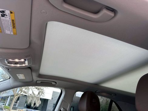 Certified 2025 Mercedes-Benz GLE 350 4MATIC image 31