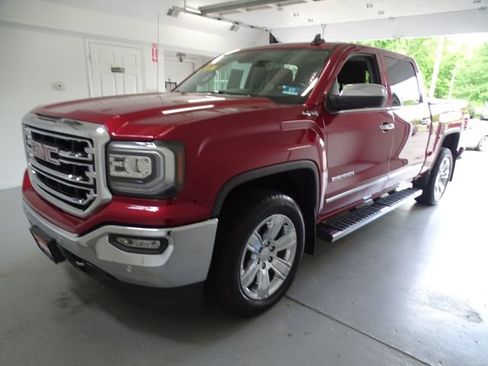Used 2018 GMC Sierra 1500 SLT AWD/4WD image 18