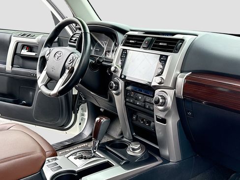 Used 2023 Toyota 4Runner Limited image 5