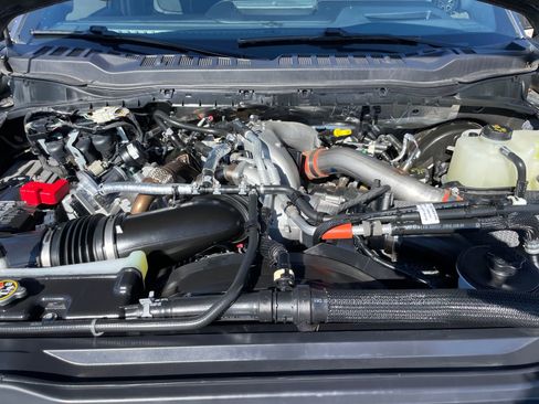 Used 2024 Ford F250 Platinum image 21