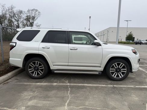 Used 2018 Toyota 4Runner Limited image 7