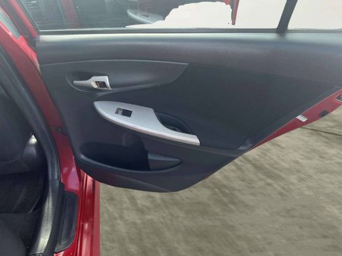 Used 2012 Toyota Corolla S FWD image 20