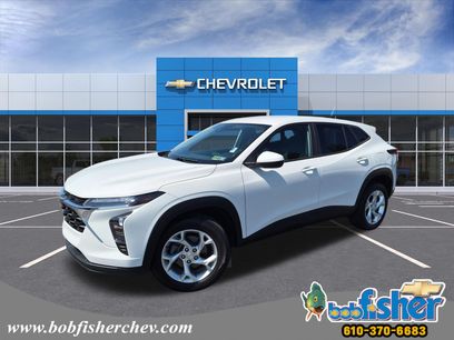 Used 2024 Chevrolet Trax LS w/ LS Convenience Package