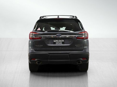Used 2025 Subaru Ascent Touring w/ Popular Package #2 AWD/4WD image 4