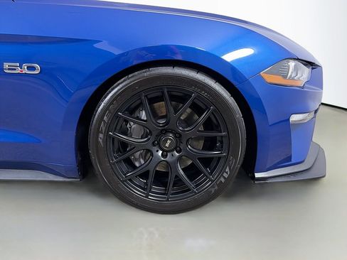 Used 2022 Ford Mustang GT RWD image 11