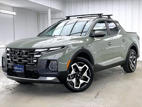 Certified 2024 Hyundai Santa Cruz Limited image 2