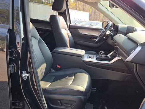 Used 2025 MAZDA CX-90 3.3 Turbo w/ Preferred Package AWD/4WD image 17
