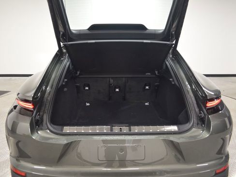 New 2026 Porsche Panamera image 40