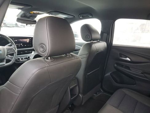 Used 2024 Buick Envista Preferred w/ Convenience I Package image 9