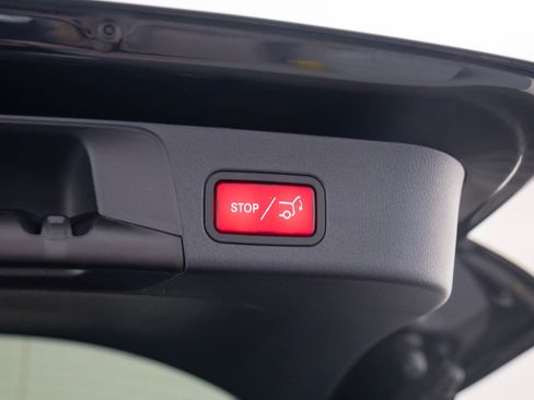 New 2026 Mercedes-Benz GLB 250 4MATIC image 34