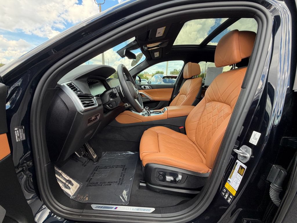 Used 2023 BMW X6 M50i w/ Parking Assistance Package AWD/4WD image 10
