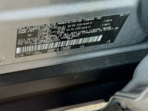 Certified 2021 Toyota RAV4 XLE w/ Convenience Package FWD image 29