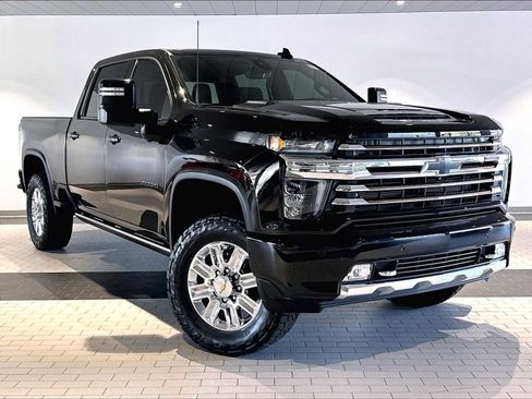 Used 2022 Chevrolet Silverado 2500 High Country AWD/4WD image 12