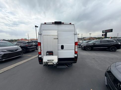 Used 2023 RAM ProMaster 2500 FWD image 4