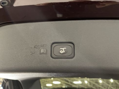 New 2024 Lincoln Nautilus Reserve w/ Equipment Group 202A image 31