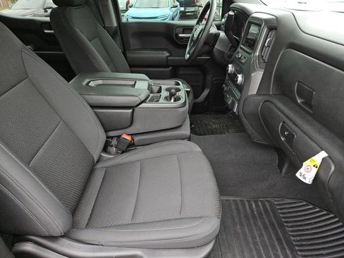 Used 2024 GMC Sierra 1500 Pro w/ Graphite Edition image 27