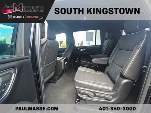 Certified 2023 GMC Yukon XL SLT w/ SLT Luxury Package AWD/4WD image 20