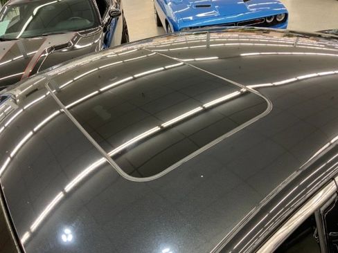 Used 2014 Lincoln MKZ AWD w/ Equipment Group 102A Reserve image 10