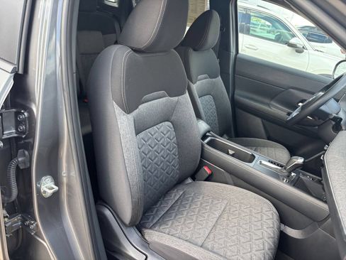 Used 2026 Nissan Kicks SV w/ Cold Weather Package AWD/4WD image 34