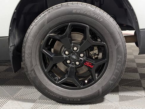 Certified 2022 Ford Maverick Lariat w/ Lariat Luxury Package AWD/4WD image 30