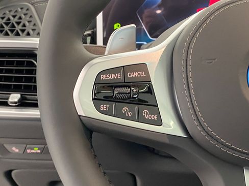 New 2026 BMW X5 xDrive50e w/ M Sport Package image 18