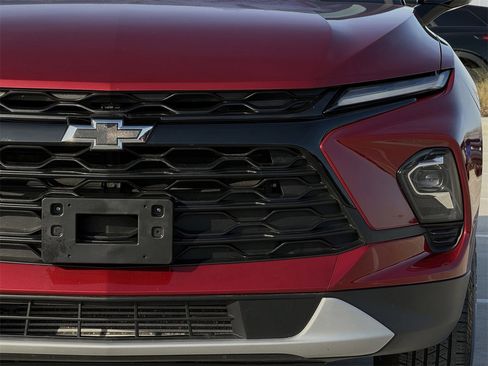 Certified 2024 Chevrolet Blazer LT w/ Convenience Package image 8