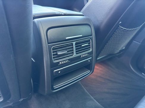 Used 2016 Volkswagen Touareg Executive image 22