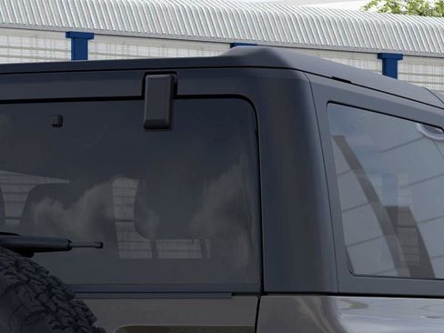 New 2025 Ford Bronco Badlands image 25