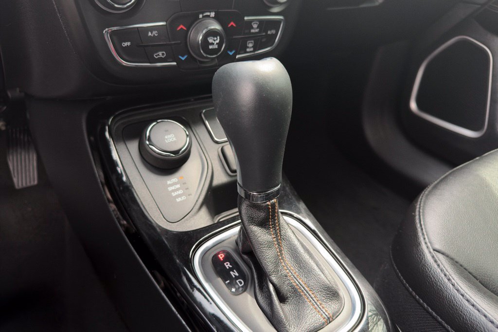 Used 2021 Jeep Compass Limited AWD/4WD image 12