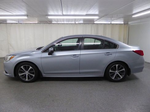 Used 2015 Subaru Legacy 3.6R Limited image 4