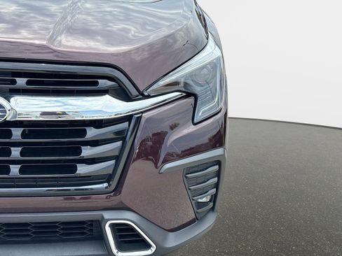 Used 2023 Subaru Ascent Touring AWD/4WD image 11