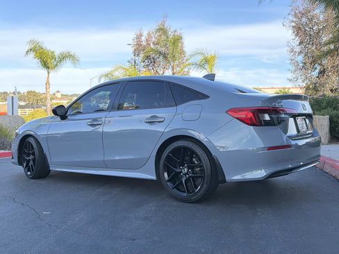 Used 2023 Honda Civic Sport image 12