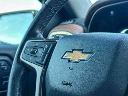 Used 2021 Chevrolet Silverado 1500 High Country image 29
