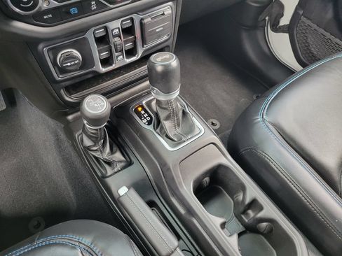 Used 2024 Jeep Wrangler High Altitude AWD/4WD image 15