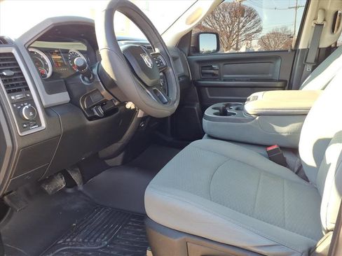 Used 2019 RAM 1500 Express w/ Express Value Package image 11