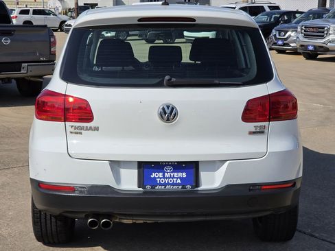 Used 2018 Volkswagen Tiguan Limited AWD/4WD image 8